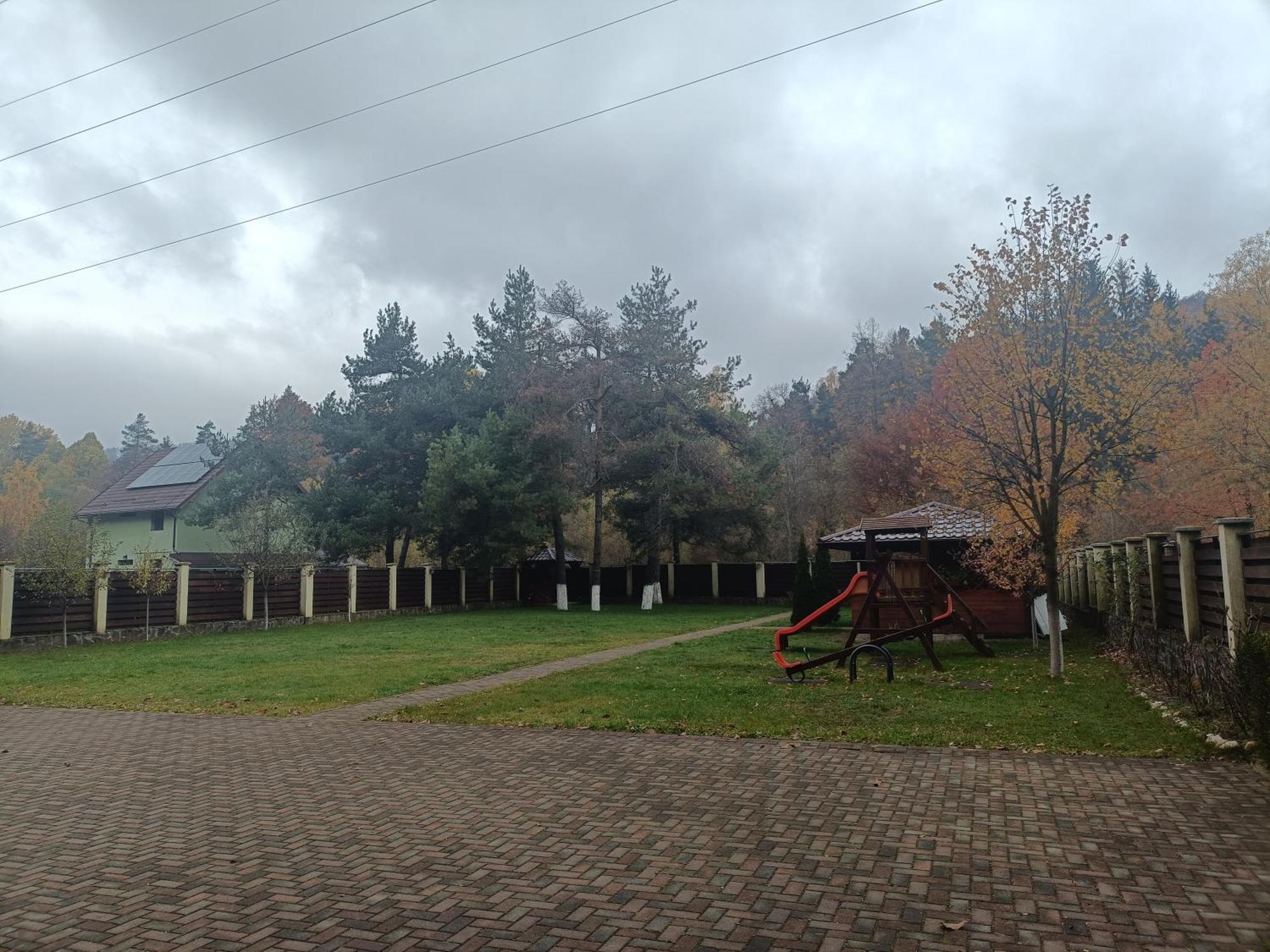 Vila A&N Timisu de Jos Luaran gambar